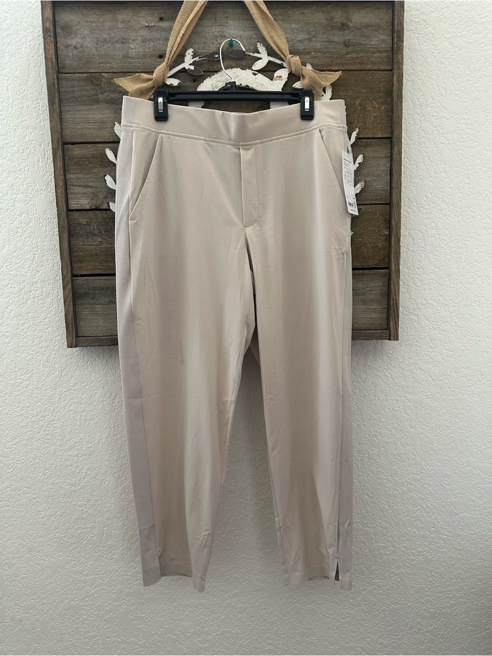 Athleta Brooklyn Ankle Pant Beige Stretch Dress Pants size 12 NWT